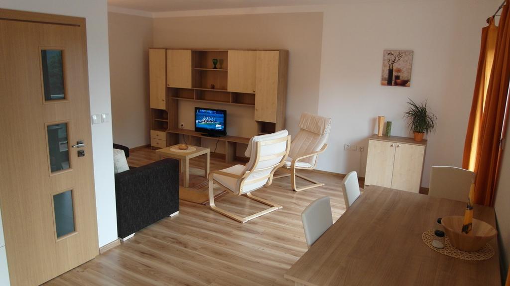 Ernesta Club Lipno Apartment ลิปโนนัดเวิลตาวู ภายนอก รูปภาพ